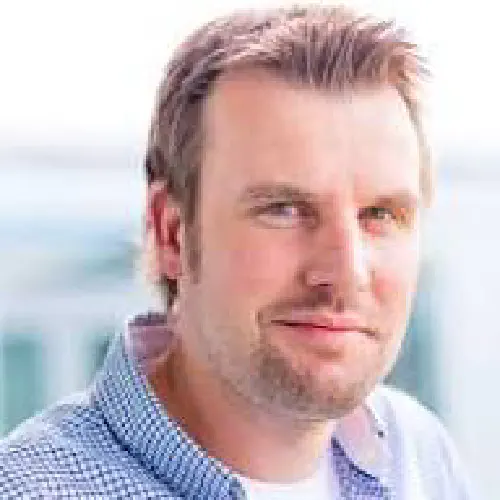 In Memoriam: André van Hoorn